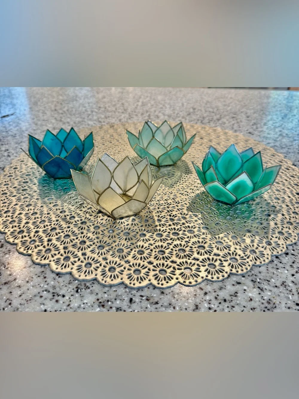 🪷 Vintage Capiz Shell Lotus Flower Candle Holders – Set of 4